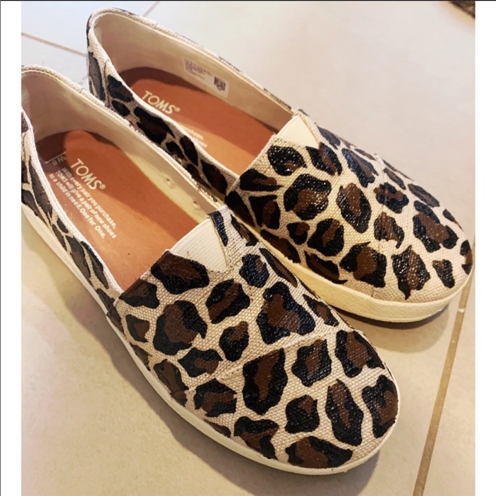 TOMS Leopard Print - NEW